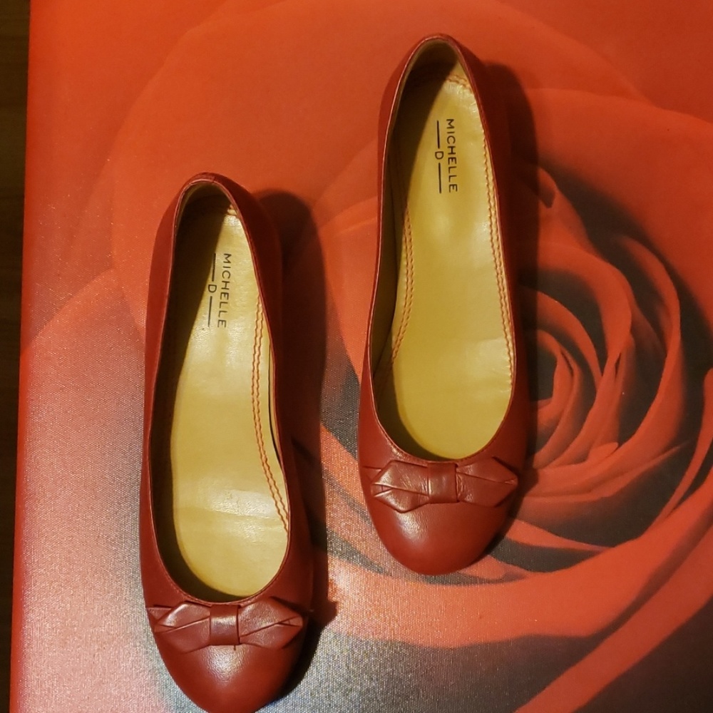 Michelle D Flats